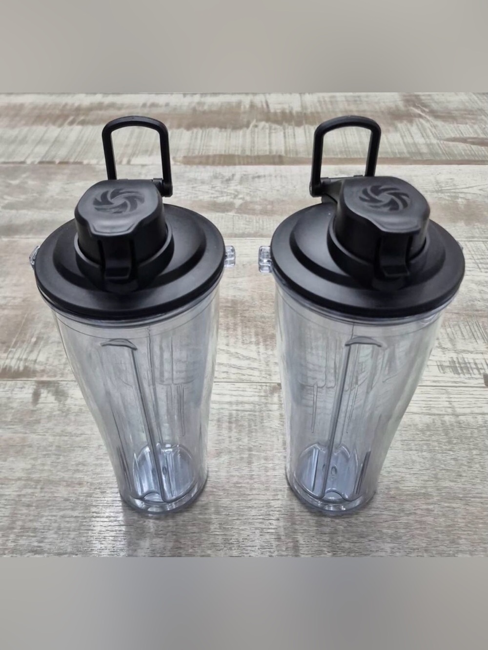 Lot of 2 Vitamix 20oz Travel To-Go Tumbler Cups & Lids NWOB